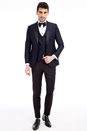 Kiğılı Slim Fit Slim Fit με μοτίβο με μυτερό γιακά γιλέκο σμόκιν & κοστούμι γαμπρού