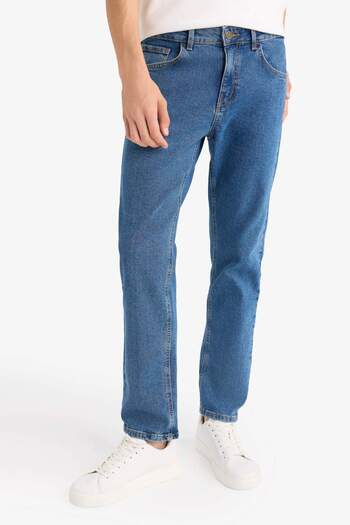 DeFacto Sergio Regular Fit Normal Kalıp Normal Bel Boru Paça Jean Pantolon F4683AX25AU