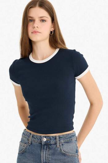 DeFacto Fitted Crew Neck Rib Short Sleeve T-Shirt F9823Ax25Au