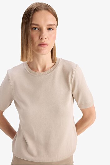 DeFacto Regular Fit Crew Neck Short Sleeve Knitwear Sweater D6272Ax25Au
