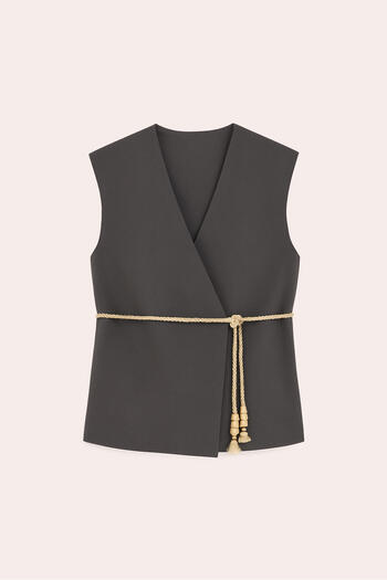 Touché Privé Wicker Belted Vest