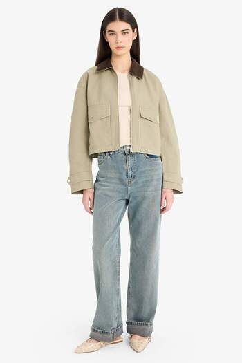DeFacto Regular Fit Contrast Collar Zippered Pocket Crop Coat E8598Ax25Au