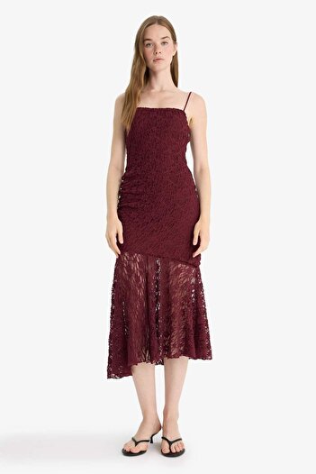 DeFacto Bodycon Vücudu Saran Askılı Dantel Midi Elbise F7886AX25AU