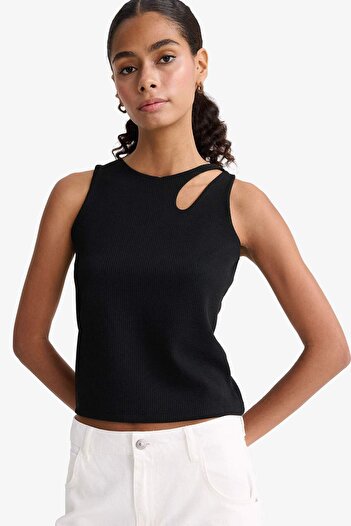 DeFacto Slim Fit Slim Fit Crew Neck Ribbed Camisole Undershirt F9075Ax25Hs