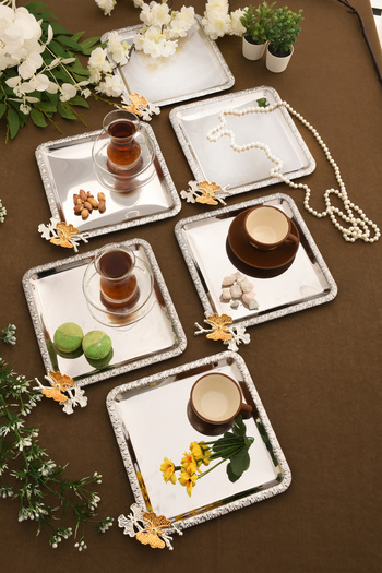 AKSESUAR EVRENİ Maren Stainless Square Patterned Butterfly Detailed Presentation Tray Silver Set of 6