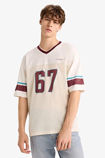 DeFacto Boxy Fit V Neck Printed Short Sleeve T-Shirt F8356Ax25Hs