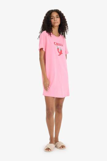 DeFacto Regular Fit Crew Neck Printed Short Sleeve Nightdress -Fall in Love F6076Ax25Hs
