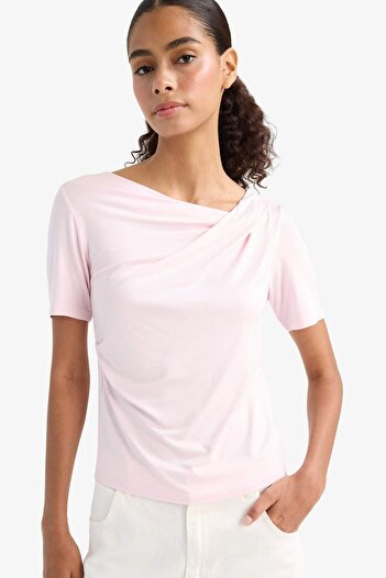 DeFacto Slim Fit Slim Fit Boat Neck Short Sleeve T-Shirt F8008Ax25Au