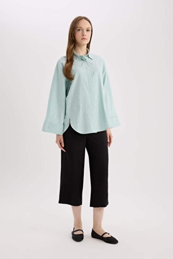 DeFacto Basic Plain Pocket Capri with Elastic Waistband E4390Ax25Sm