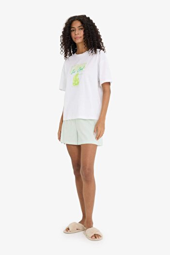 DeFacto Pyjama-Set, reguläre Passform, bedrucktes Kurzarm-Top, Shorts – Fall in Love F5579AX25SM