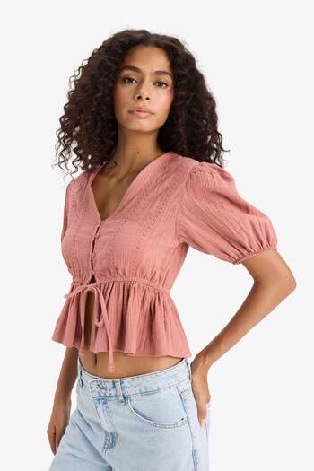 DeFacto Fitted V Neck Tie-Up Muslin Short Sleeve Blouse F6246Ax25Sm
