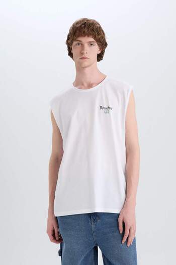 DeFacto %100 Pamuk Rick and Morty Boxy Fit Bisiklet Yaka Sırt Baskılı Atlet E3280AX25SM