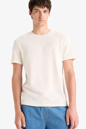 DeFacto Regular Fit Crew Neck Short Sleeve Knitwear Look T-Shirt E3963Ax25Sm