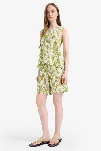 DeFacto Regular Fit Patterned Elastic Waist Shorts E9440Ax25Sm