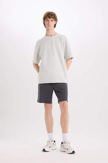 DeFacto 100 % Baumwolle, Slim Fit, schmal geschnitten, Basic-Shorts mit Taschen B8673AX25SM