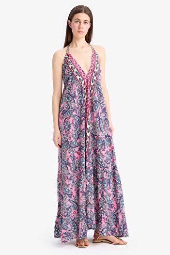 DeFacto Reguläre Passform, ethnisches Muster, Neckholder-Maxi-Strandkleid – Fall in Love E4581AX25SM