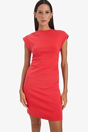 DeFacto Bodycon Vücudu Saran Bisiklet Yaka Ribana Kolsuz Mini Yazlık Elbise C4513AX25SM
