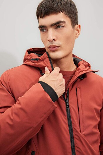 DeFacto Su Geçirmez Regular Fit Kapüşonlu Fermuarlı Cepli Mont A2620AX24WN