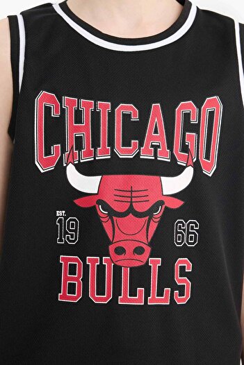 DeFacto Erkek Çocuk NBA Chicago Bulls Bisiklet Yaka Atlet E4846A825HS