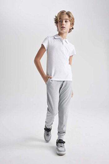 DeFacto Regular fit trousers b7783a8ns