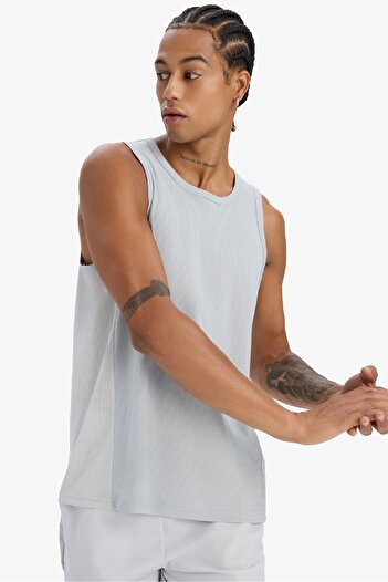 DeFacto DeFactoFit Hızlı Kuruyan Esnek Kumaş Slim Fit Dar Kesim Bisiklet Yaka Sporcu Atlet E2434AX25SM