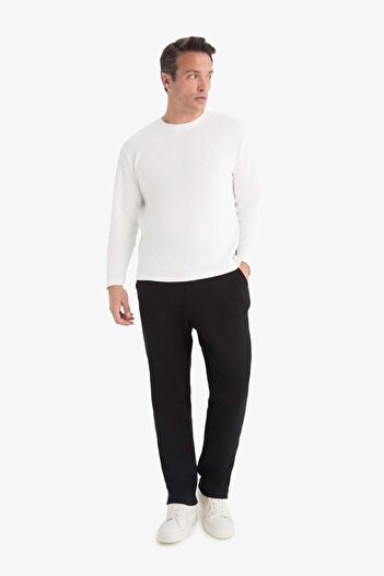 DeFacto Regular Fit Pocketed Straight Leg Textured Sweatpants D7603Ax25Sp