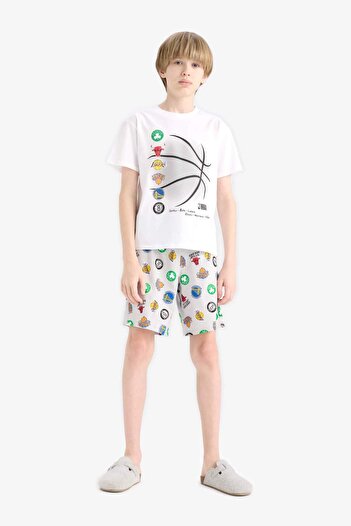 DeFacto Erkek Çocuk NBA Current Teams Pijama Takımı Kısa Kollu Üst Şort E2700A825SM