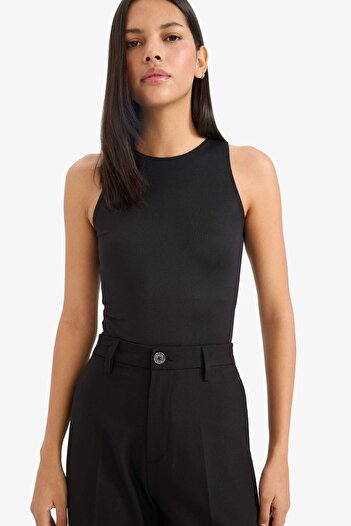 DeFacto Slim Fit Dar Kesim Halter Yaka Basic Düz Çıtçıtlı Body F0357AX25SM