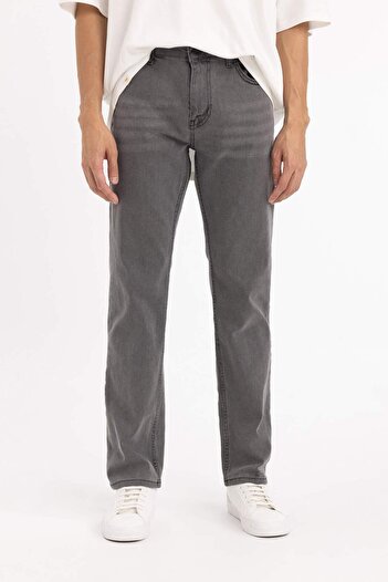 DeFacto Sergio Regular Fit Normal Waist Pipe Leg Bermuda B8550Axns