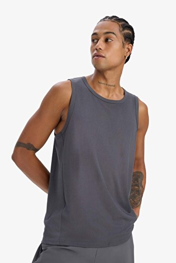DeFacto DeFactoFit Hızlı Kuruyan Esnek Kumaş Slim Fit Dar Kesim Bisiklet Yaka Sporcu Atlet E2434AX25SM