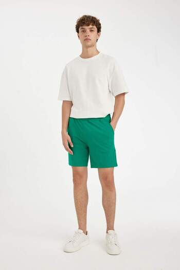 DeFacto Slim Fit Skinny Leg Shorts A3893Ax24Hs