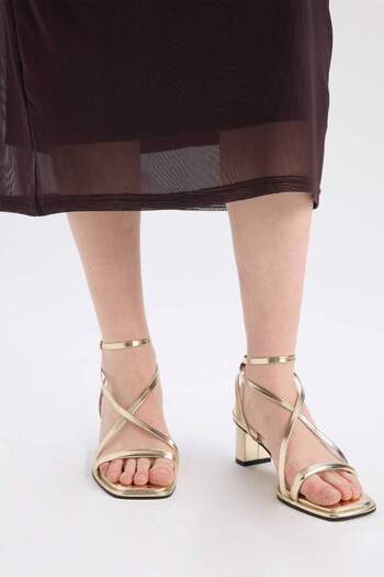 DeFacto Women's High Sole Faux Leather Heeled Sandals E2521Ax25Sm