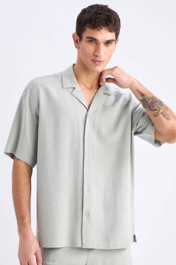 DeFacto Relax Fit Polo Neck Cotton Summer Short Sleeve Shirt D8875Ax25Sm
