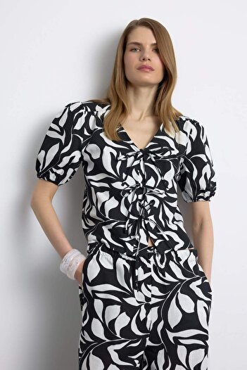 DeFacto Regular Fit V Neck Patterned Front Tie Short Sleeve Blouse F0090Ax25Sm