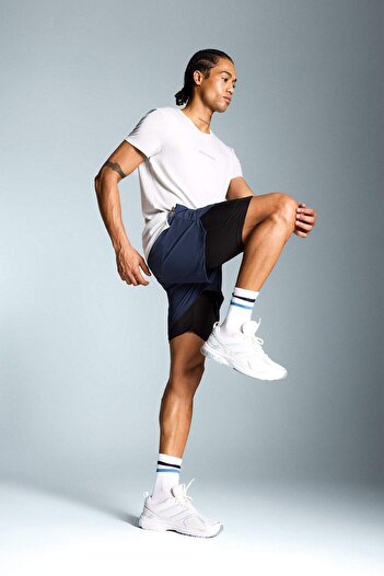 DeFacto DeFactoFit Slim Fit Sport-Leggings-Shorts mit schmaler Passform E2759AX25SM