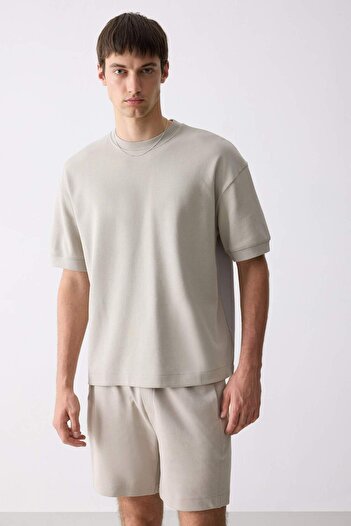 DeFacto Loose Fit Bisiklet Yaka Kısa Kollu Ağır Kumaş Basic Düz Tişört B4844AX25SP