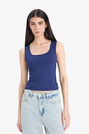 DeFacto Slim Fit Dar Kesim Basic Düz Kare Yaka Atlet C2622AX25SP