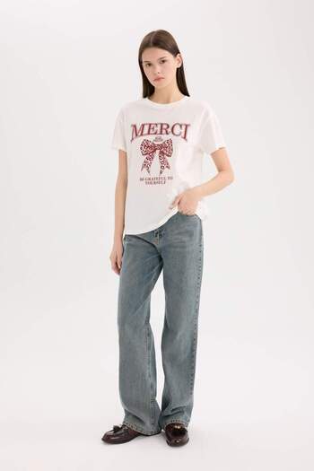 DeFacto Bedrucktes Kurzarm-T-Shirt mit normaler Passform und Rundhalsausschnitt D9606AX25SM