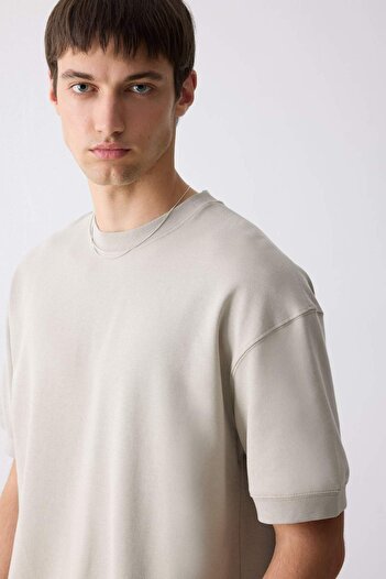 DeFacto Loose Fit Bisiklet Yaka Kısa Kollu Ağır Kumaş Basic Düz Tişört B4844AX25SP