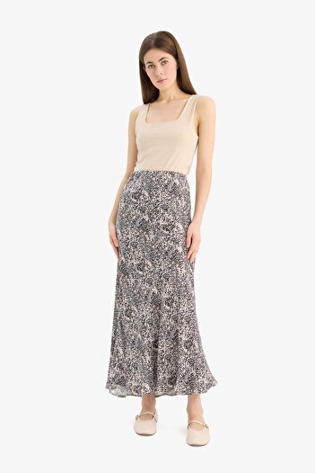 DeFacto A-Linien-Midirock aus Satin mit Leopardenmuster und normaler Taille E7486AX25SP