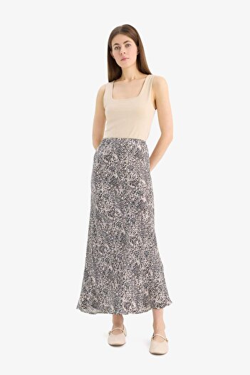 DeFacto A-Linien-Midirock aus Satin mit Leopardenmuster und normaler Taille E7486AX25SP