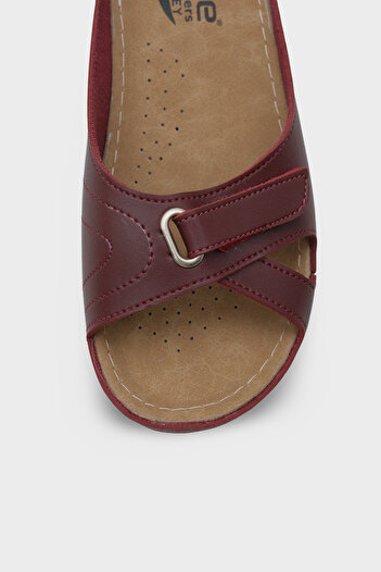 Capone Outfitters Karen Z0777 Women's Comfort Anatomic Slippers