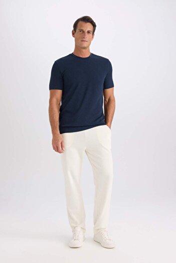 DeFacto Slim Fit Dar Kesim Rundhals Crinkle Kurzarm-T-Shirt D7225AX25SP