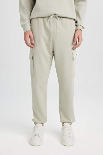 DeFacto Regular Fit Jogger Eşofman Altı Basic Düz Kargo Cepli Lastikli Paça D5252AX25SP