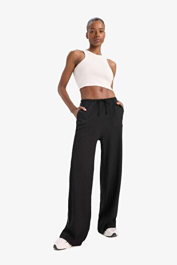 DeFacto DeFactoFit NBA Miami Heat Wide Leg Geniş Paça Çift Cepli Geniş Paça Standart Boy Krinkıl İnce Pantol