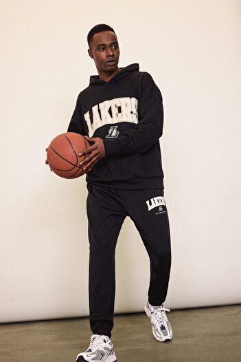 DeFacto Defactofit Nba Los Angeles Lakers Jogger Sweatpants Standard Fit Pocketed Stretch Band Leg Skuba Dal