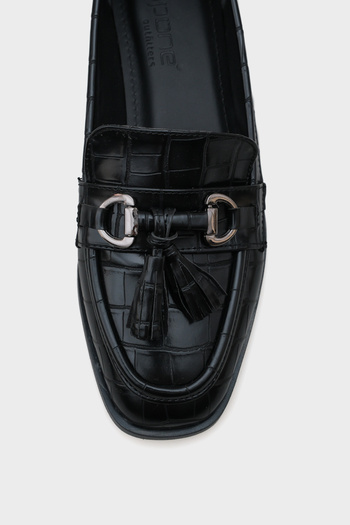 Capone Outfitters Дамски мокасини с метална катарама и пискюли Carolin