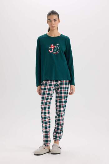 DeFacto Pajama Set to Fall in Love - Regular Fit, Long Sleeve, Top Check, Long Bottom D2283Ax24Wn