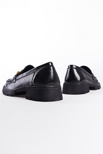 Capone Outfitters Γυναικείο Loafer με μεταλλική πόρπη Trak Sole