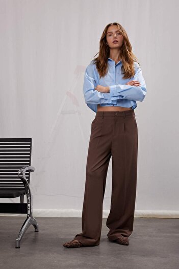 DeFacto Wide Leg Klasik Kumaş Pantolon Geniş Bol Paça Çift Cepli Yüksek Bel Standart Boy Basic Düz D4360AX25